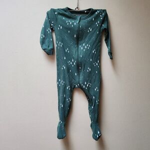 5/$25 Petit Lem Holiday green tree print sleeper / 12 months
